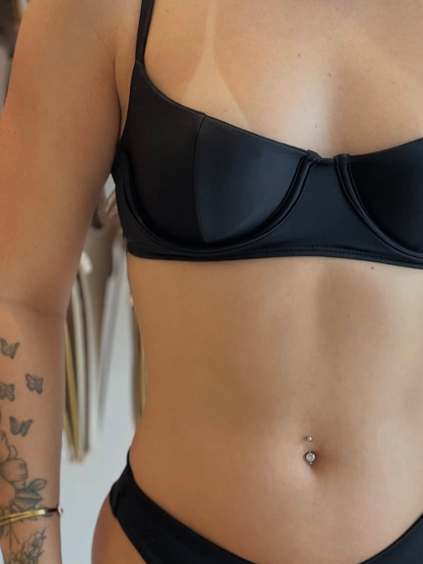 Biquíni Pé na Areia